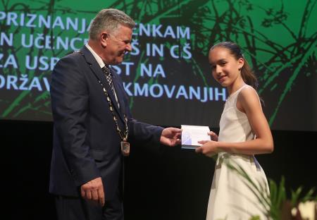 ZLATA PETICA 15 FOTO LJUBO VUKELIČ